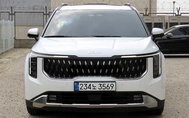 더뉴카니발 중고차 더 뉴 카니발 4세대 디젤 9인승 노블레스 매물 사진 13 - 2025/01 28,682km
